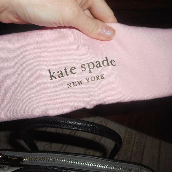 NWT Kate Spade  black leather classic handbag - Picture 4 of 10